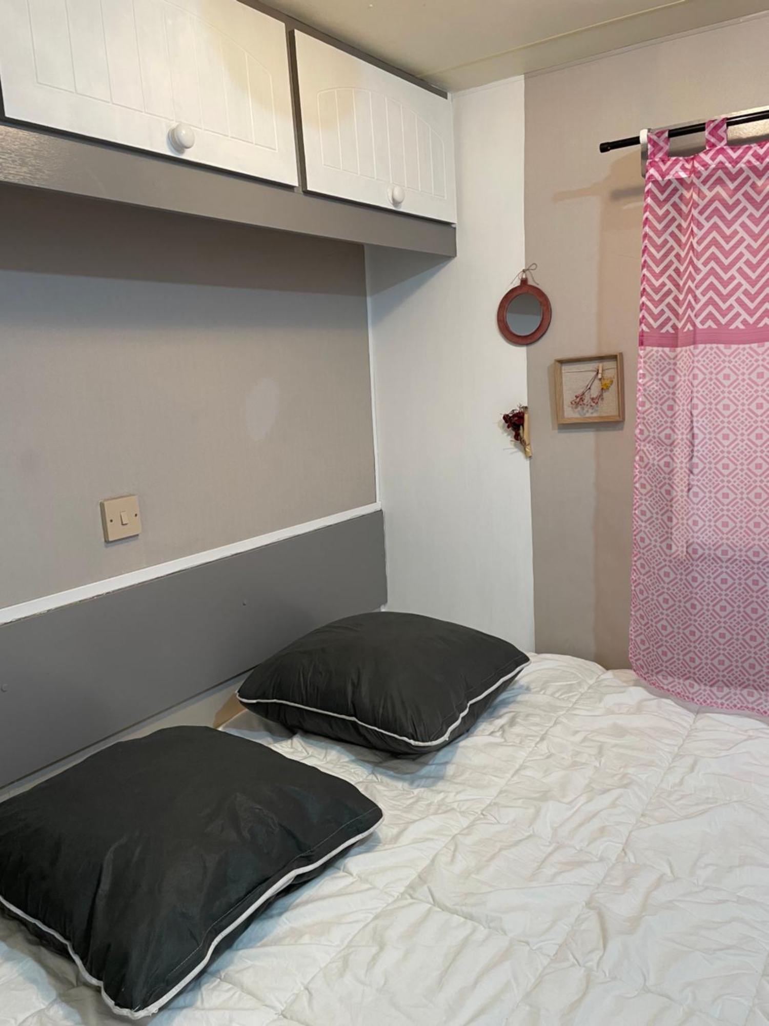 Camping Oasis Village Puget-sur-Argens Eksteriør billede